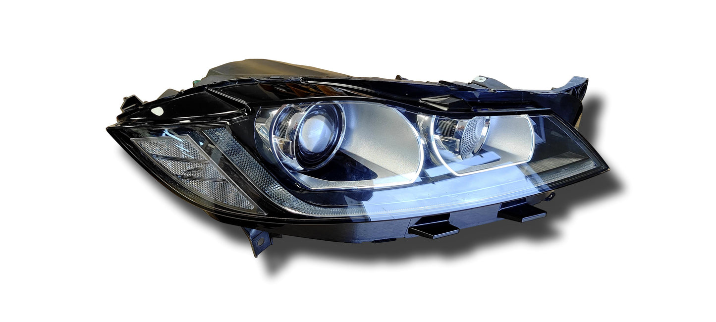 Jaguar XF F Pace Headlight Bi Xenon HID Headlight Right Hand T2H35334 GX6313W029D