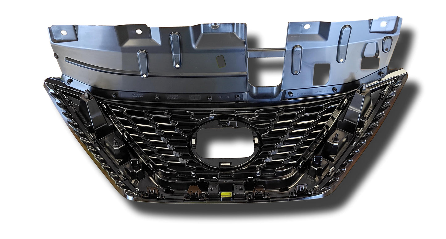 New Genuine Nissan Qashqai Front Bumper Grille Radar J11 62310Hv22A 2017-2021