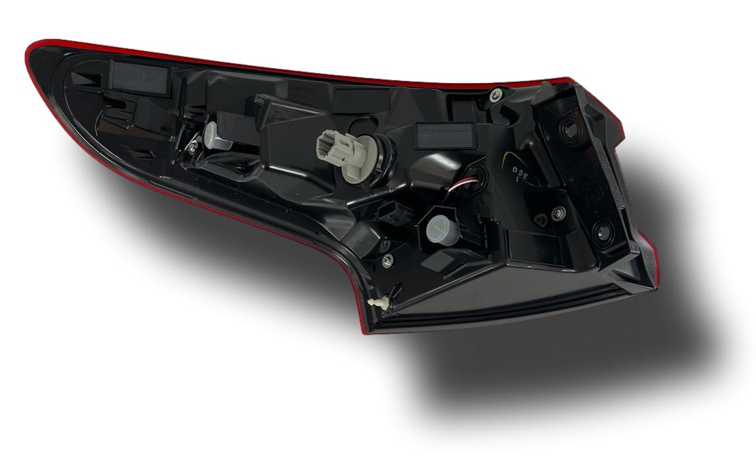 Nissan Qashqai Rear Light Right Side Outer 26550Hp00A J11 2017-2020 Vehicle Parts & Accessories Car