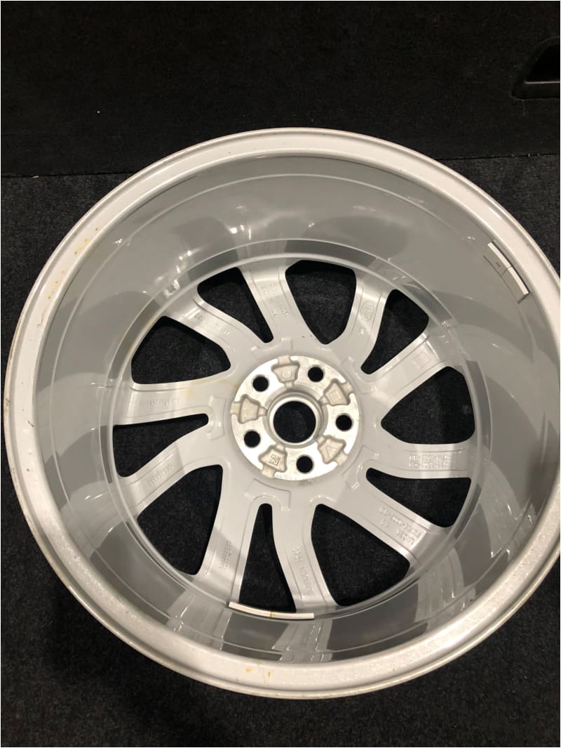 Discovery Sport 18" Style 5011 Silver Finish Alloy only Land Rover OEM