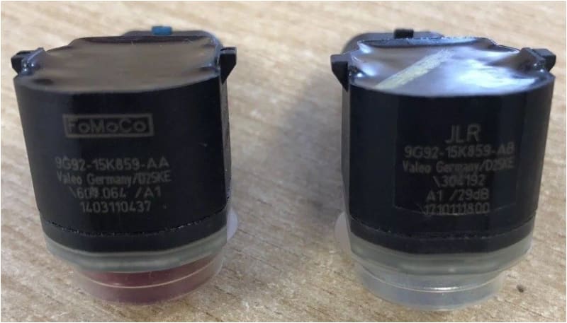 Genuine Evoque 2012 >on Sensor LR038084 9G9215K859 Various Colours JLR