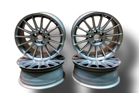 Jantes en alliage Jaguar XE Libra de 17 po, idéales pour les pneus d'hiver