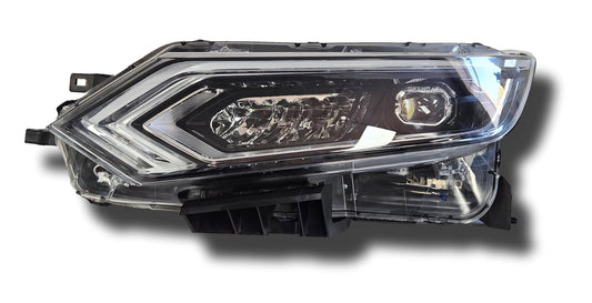 Nissan Qashqai Headlight LED EU Sinistra 26060HV05B J11 2013> 20