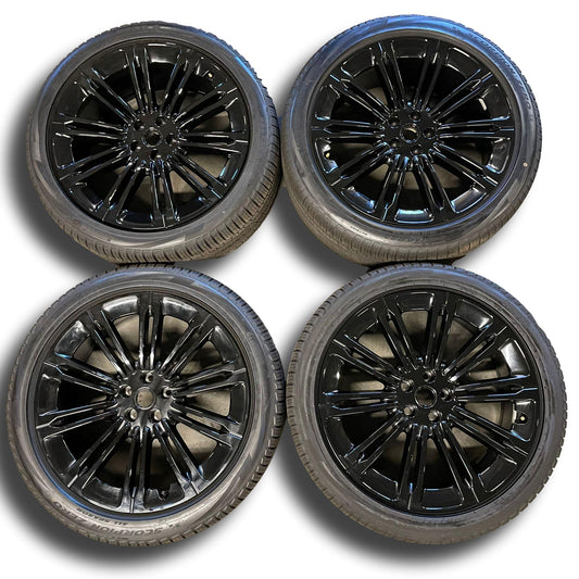 Range Rover 23" Crescendo Gloss Black Wheels & Tyres 2022 (L460) LR153246