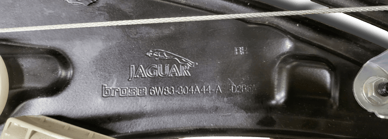 Jaguar XK Rear Quarter Glass Right Convertible C2P24321 6W83304A44A