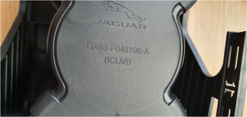 Jaguar XE Centre Console Cupholder T2H3071 GX63F048196AA Norfolk Prestige Car Parts UK Ltd