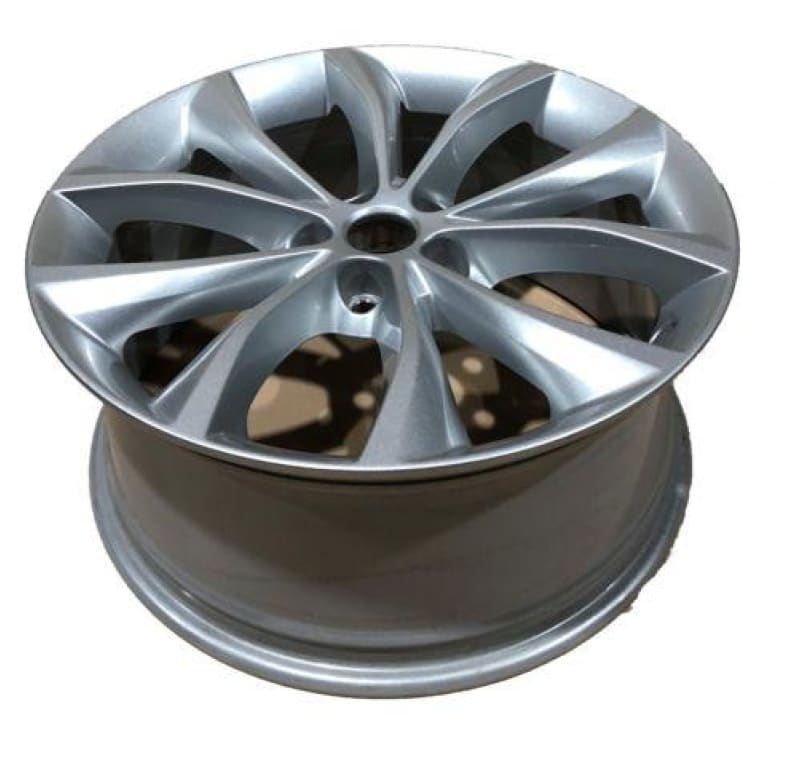 Jaguar XF 18" Helix Silver Alloy ideal for winter tyres or replacement alloy Jaguar