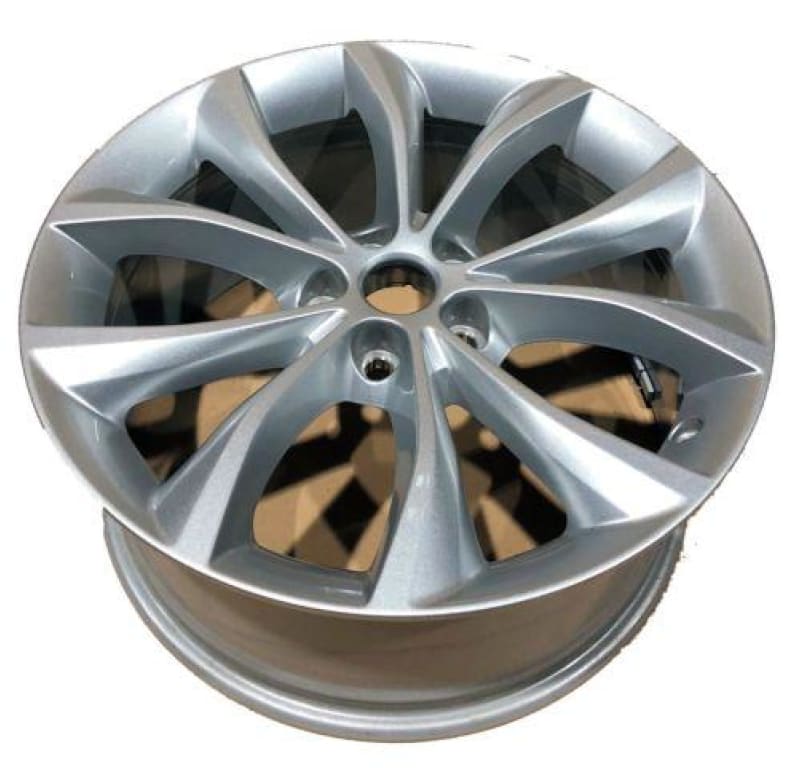 Jaguar XF 18" Helix Silver Alloy ideal for winter tyres or replacement alloy Jaguar