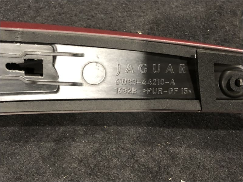 Jaguar XKR rear Spoiler Red C2P22248XXX 6W8344210A Jaguar